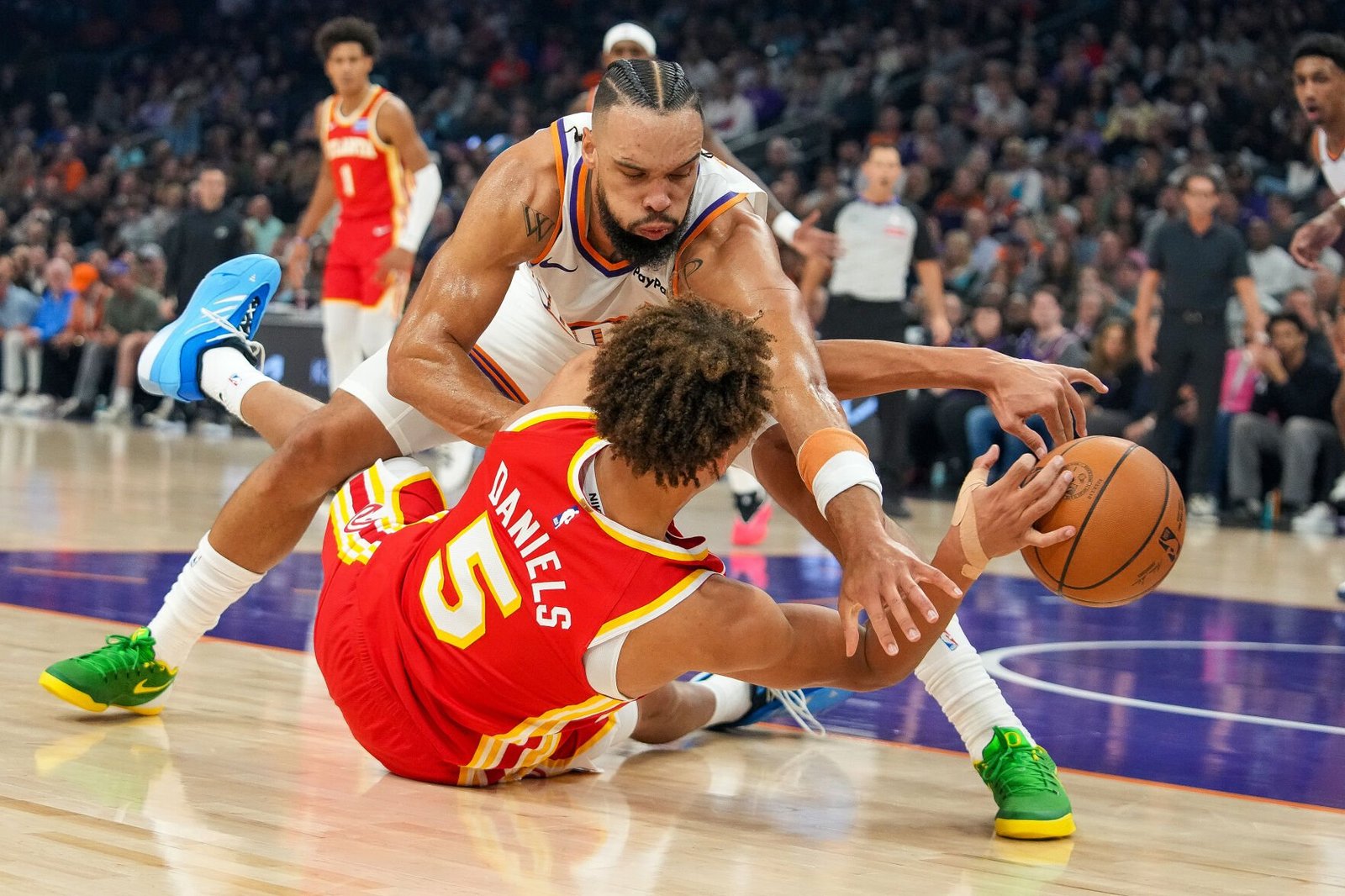 Hawks vs Suns: Atlanta Erases 22‑Point Deficit in Furious Rally
