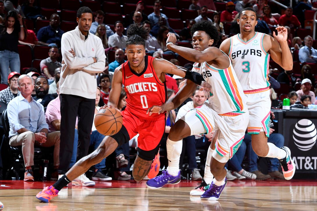 Relentless Surge: Spurs Overpower Rockets to Snap Win Streak